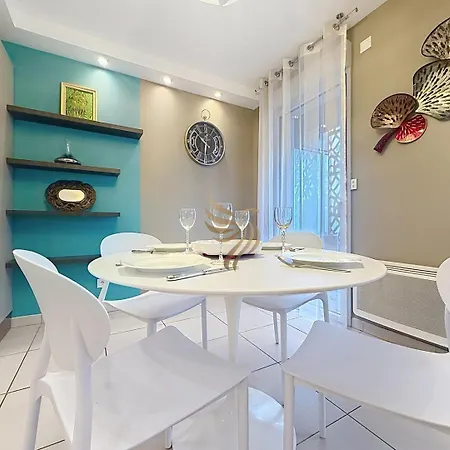 Newport Riviera T3, Terrasse, Clim, Garage, Wifi * Frejus