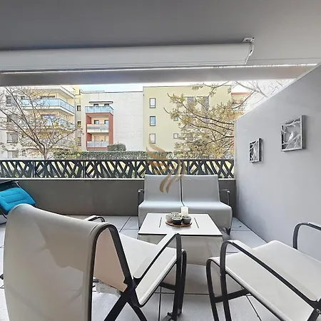 Newport Riviera T3, Terrasse, Clim, Garage, Wifi Frejus