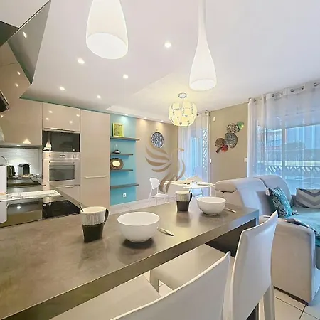 Newport Riviera T3, Terrasse, Clim, Garage, Wifi Appartamento Fréjus